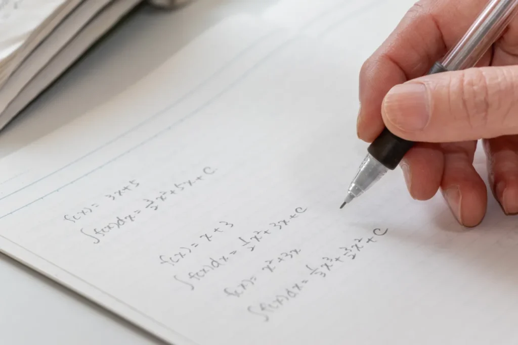 数学的な考察を深めるための分析のコツ
